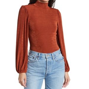 ASTR the Label Open Back Bodysuit In Rust Color- New With Tag- Reemoly